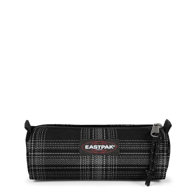 eastpak-benchmark-single-federm-ppchen-21-cm-checked-dark-schottenmuster-1-rei-v image 1