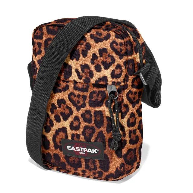 eastpak-the-one-umh-ngetasche-2-l-21-x-15-x-4-5-cm-verstellbarer-gurt-leopard image 1