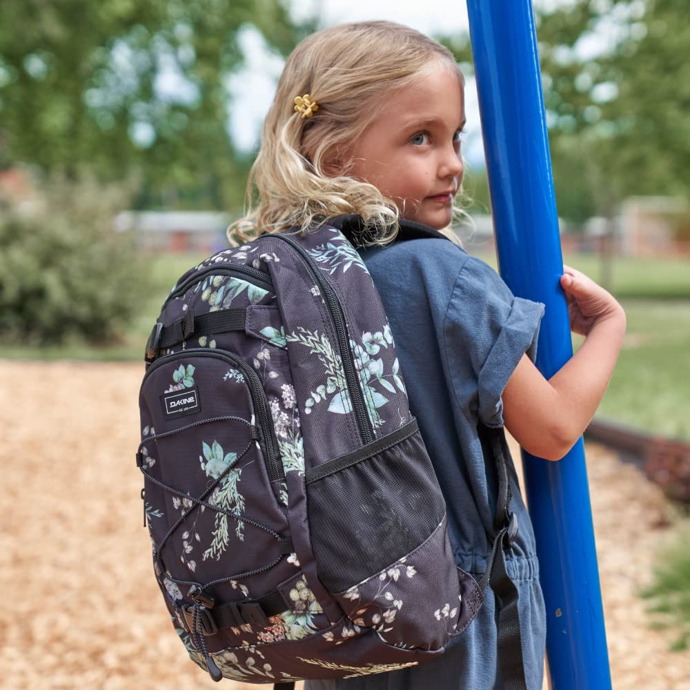 dakine-grom-13l-kinder-rucksack-schwarz-brustgurt-mit-sicherheitspfeife-reflekto image 5