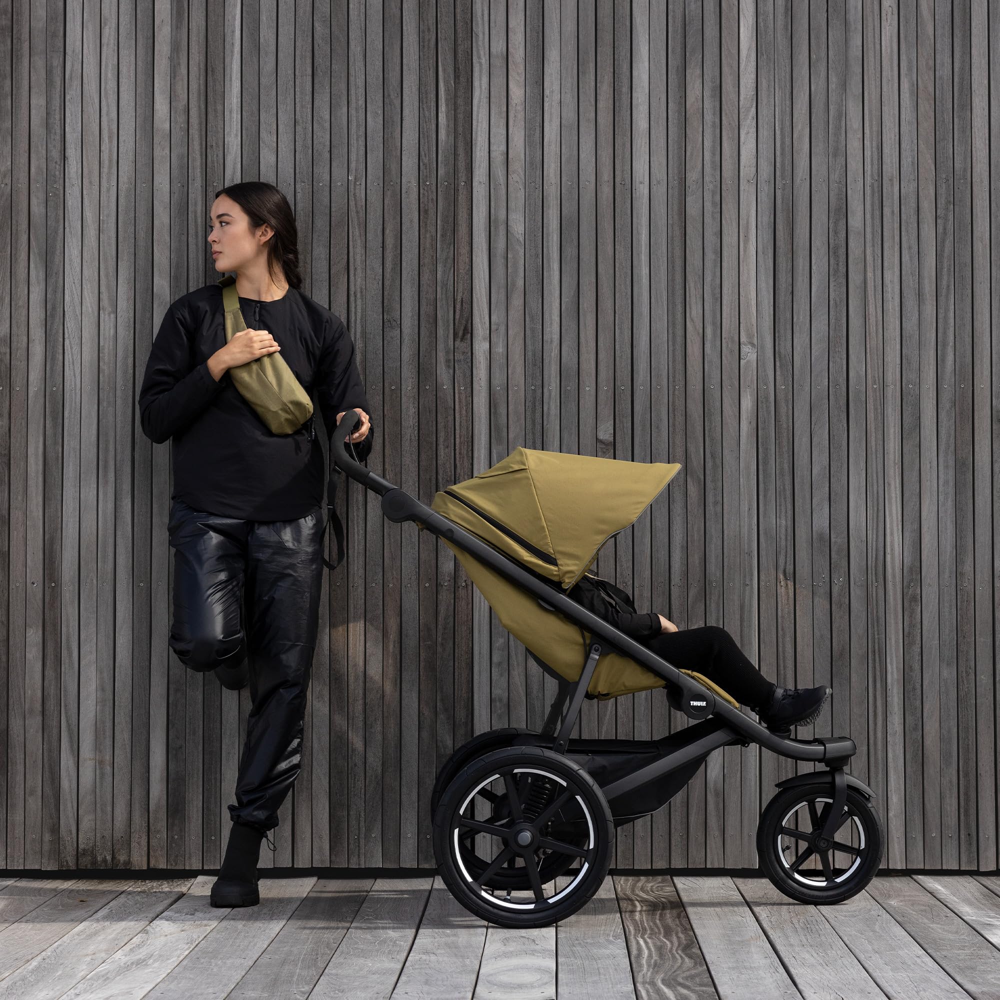 thule-urban-glide-3-terrain-buggy-nutria-green-on-black-16-luftbereifung image 6